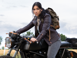 Marvel se abre a una heroína diferente: Alaqua Cox, actriz sordomuda, protagoniza la serie Echo