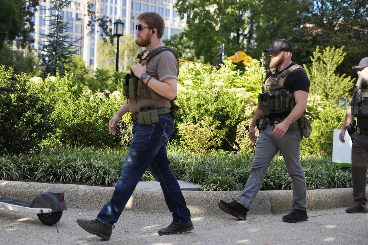 La Educación en Llamas: Cientos de Niños Inmigrantes Evitan las Aulas para Esconderse del Miedo a la Rendición por Parte de las Autoridades Estadounidenses.