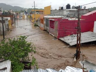 Piden respiro a la autoridad después del derramamiento: «Empatía y acción inmediata» para mitigar el sufrimiento de los damnificados por las lluvias.