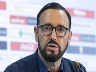 El entrenador del Atlético de Madrid apunta con firmeza al mediocentro brasileño: «No necesitamos a alguien que venga a generar conflicto en el equipo»