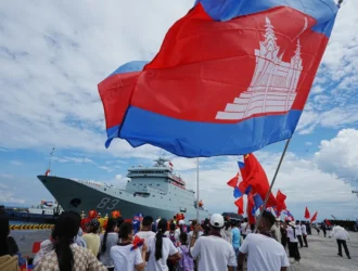 "La marina china hace historia en Camboya: 'Amistad y cooperación' en acción con una visita recordada"