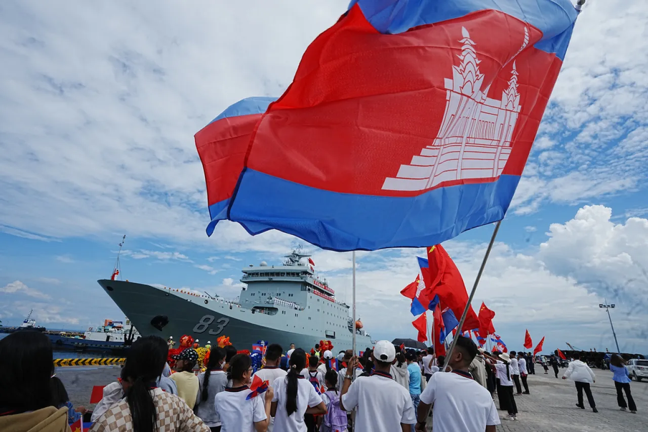 «La marina china hace historia en Camboya: ‘Amistad y cooperación’ en acción con una visita recordada»