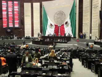 «La vanguardia digital del país: La Armada de México abandona su papel pasivo y se convierte en un referente en la lucha contra el cibercrimen gracias a la implementación de una ley que revoluciona su estructura y capacidad para enfrentar los desafíos de la inteligencia artificial»