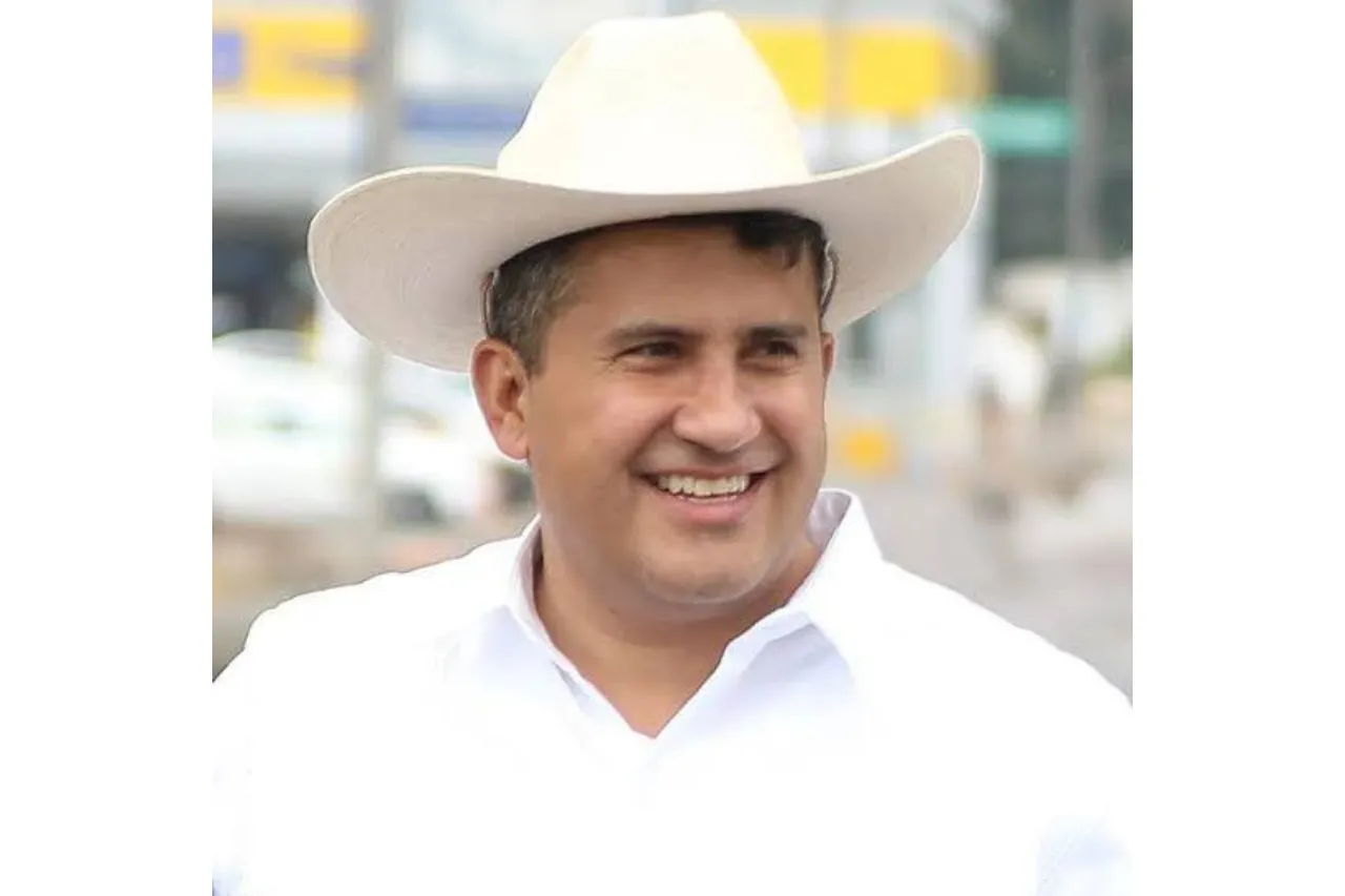 "El asesinato del líder local: Tragedia en Uruapan, Michoacán, deja sin alma al calificado alcalde Carlos Manzo"