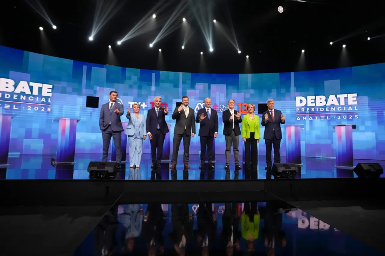 «La batalla final por la elección: candidatos apuestan todo por la victoria en un Chile dividido»