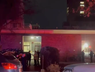 Tragedia en Campus Estadounidense: Ataque a tiros deja dos víctimas fatales y un país conmocionado.