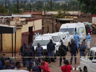 Sangre y Terror en Sudáfrica: Ataque con Armas de Fuego deja 9 Muertos y 10 Heridos en Barra de la Noche