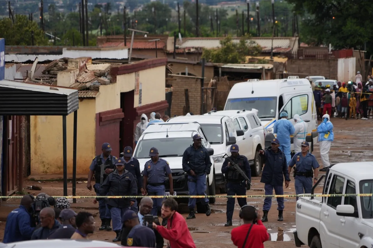 Sangre y Terror en Sudáfrica: Ataque con Armas de Fuego deja 9 Muertos y 10 Heridos en Barra de la Noche