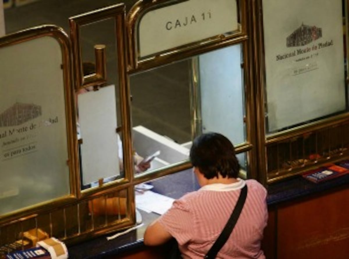 ¿ Cuesta de enero? 50 % de trabajadores se endeudan para afrontarla