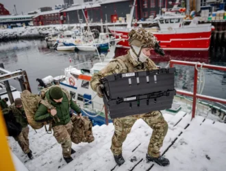 El impacto de la política estadounidense en la estabilidad europea: Trump advierte que sin Groenlandia, el mundo se vuelve cada vez más inseguro y frágil.