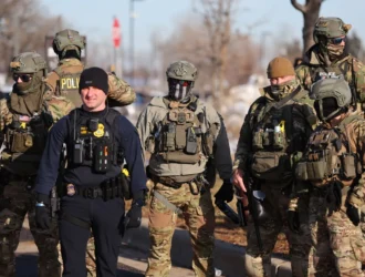 Minneapolis: Educación en crisis ante la inmigración descontrolada y las consecuencias de las "redadas" que obligan a los estudiantes a aprender desde casa