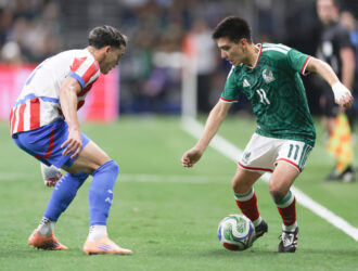 ¿Gilberto Mora sufre pubalgia porque aún no termina de madurar?